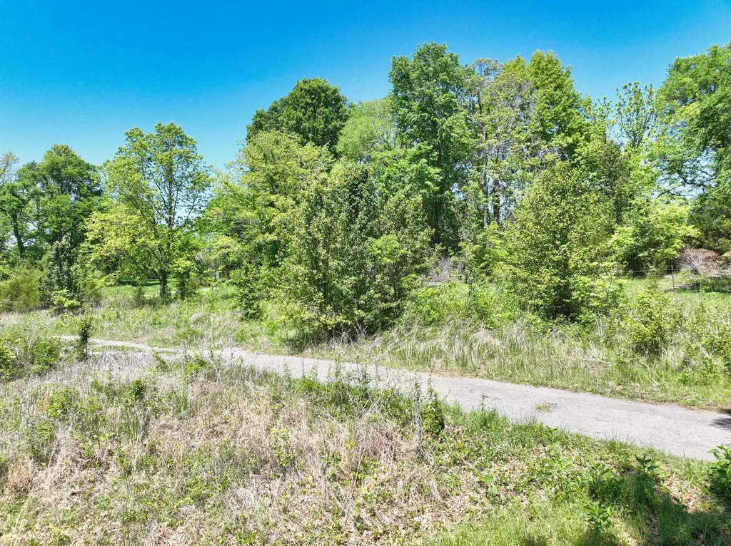330 Claiborne Lane Hartsville TN 37074