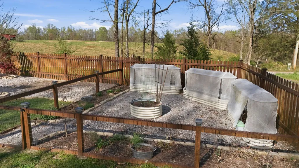 330 Burton Ridge Road Silver Point TN 38582
