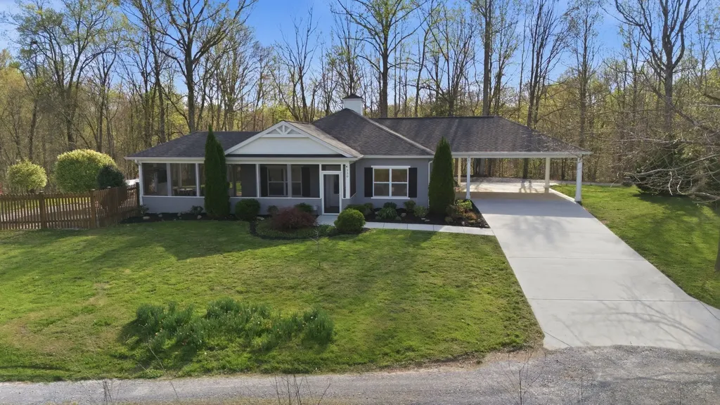 330 Burton Ridge Road Silver Point TN 38582