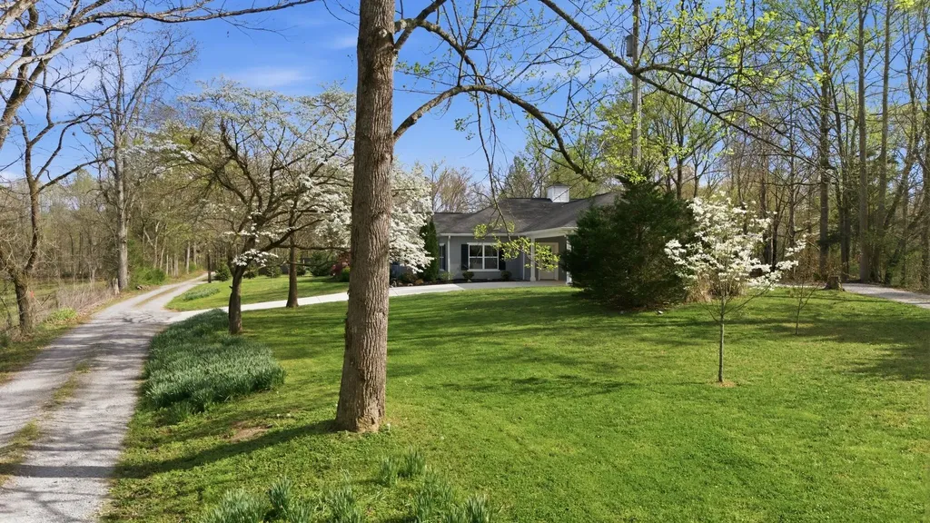 330 Burton Ridge Road Silver Point TN 38582
