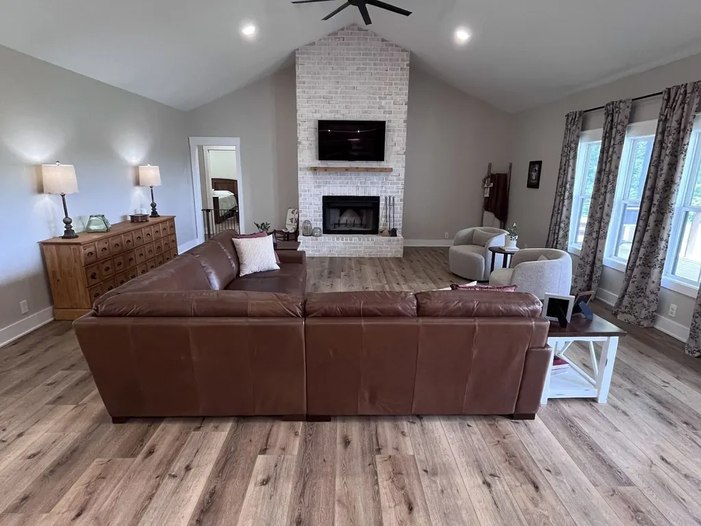 320 Ridge Lane Monterey TN 38574