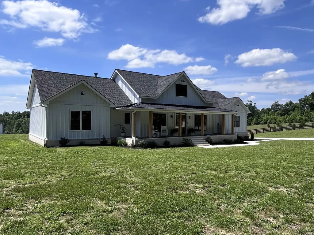 320 Ridge Lane Monterey TN 38574