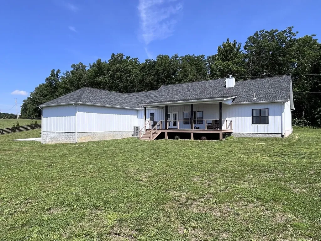 320 Ridge Lane Monterey TN 38574
