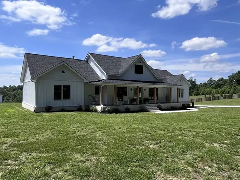 320 Ridge Lane Monterey TN 38574