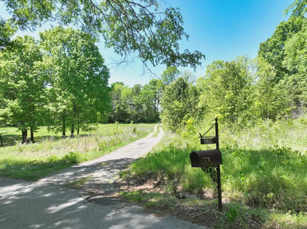 330 Claiborne Lane Hartsville TN 37074