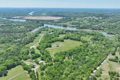 330 Claiborne Lane Hartsville TN 37074