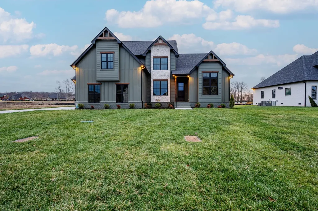 2829 Canfield Drive Murfreesboro TN 37128