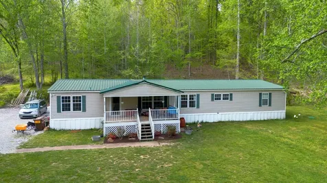 4805 Love Branch Road Hampshire TN 38461