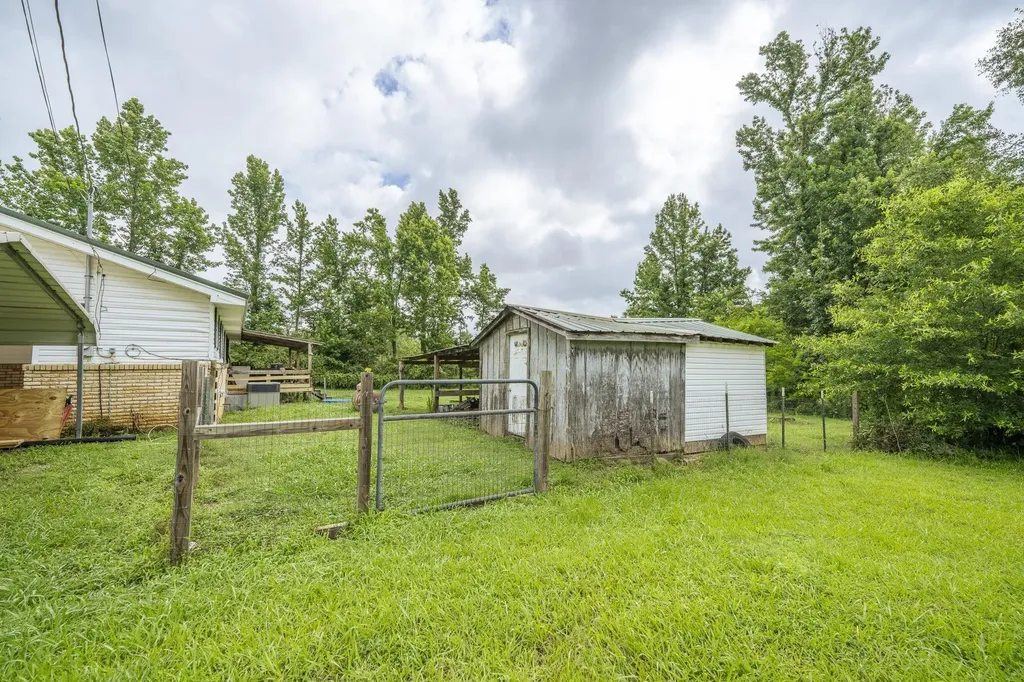 930 Old Union Road Adamsville TN 38310