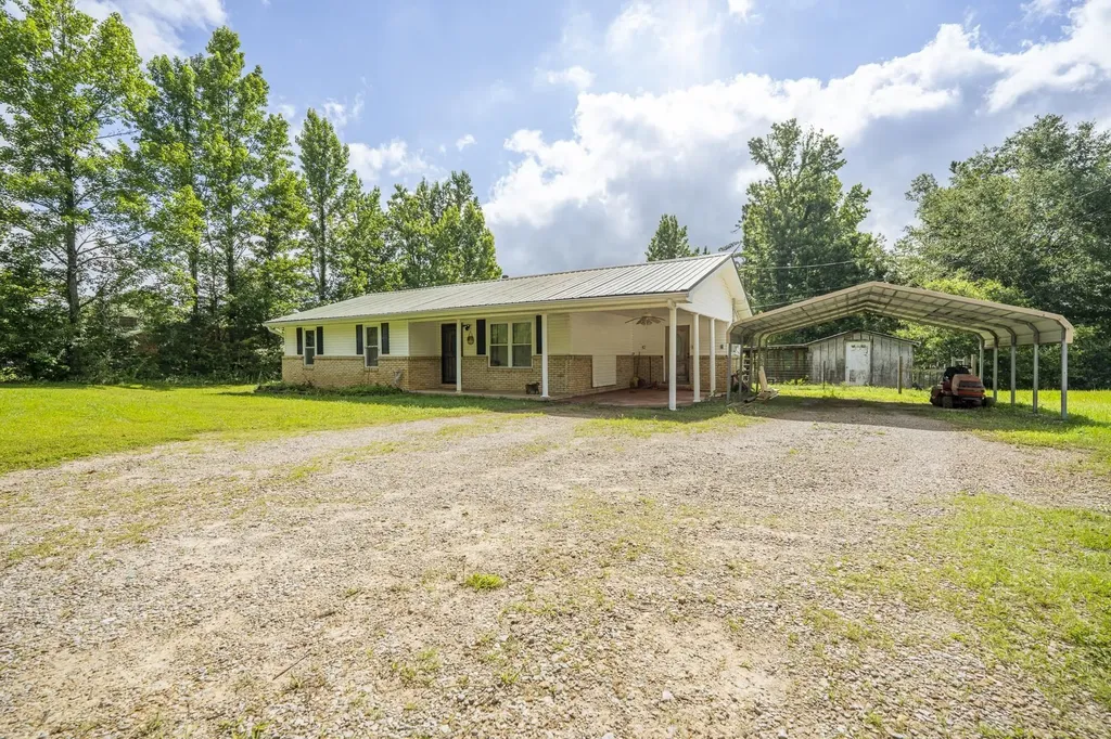 930 Old Union Road Adamsville TN 38310