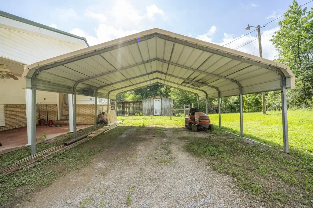 930 Old Union Road Adamsville TN 38310