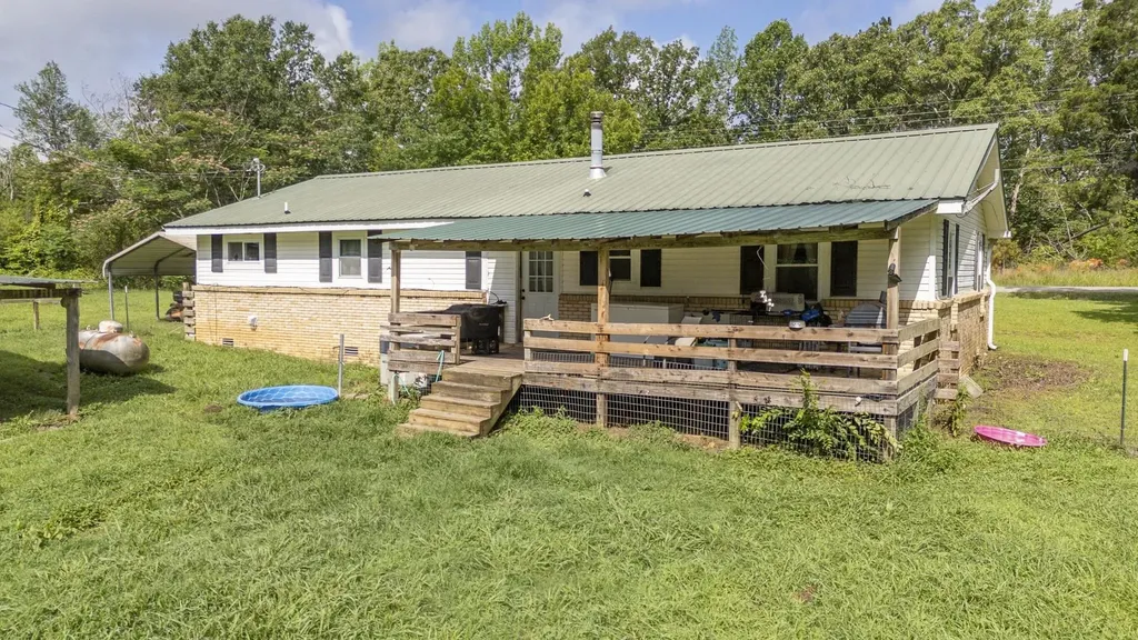 930 Old Union Road Adamsville TN 38310