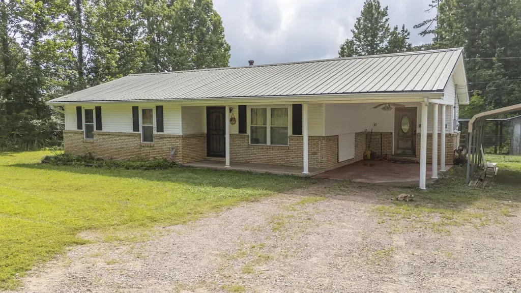 930 Old Union Road Adamsville TN 38310