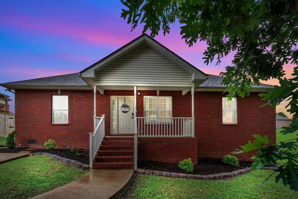 2029 Sunday Silence Drive Greenbrier TN 37073