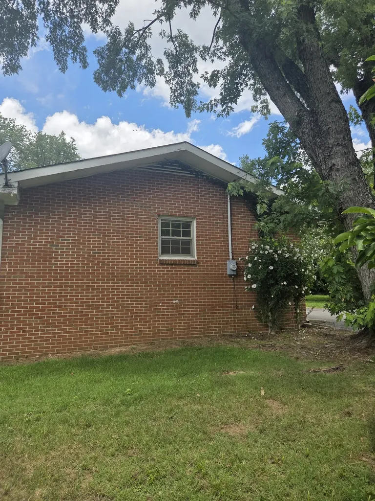 1323 Lakeshore Drive Murfreesboro TN 37130