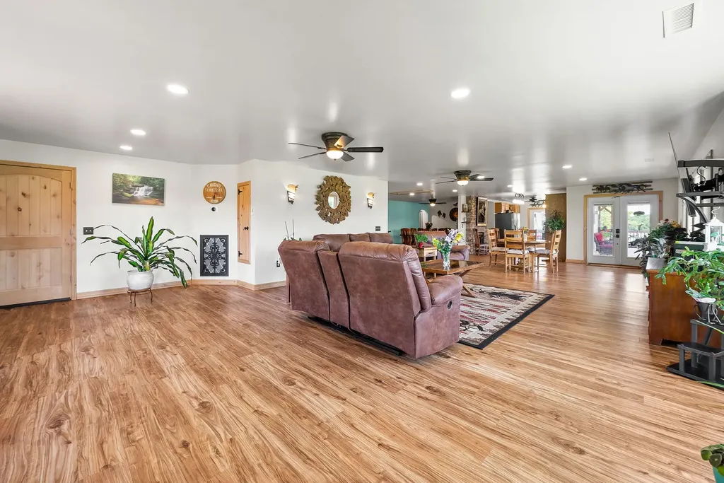 4139 Ashland City Road Clarksville TN 37043
