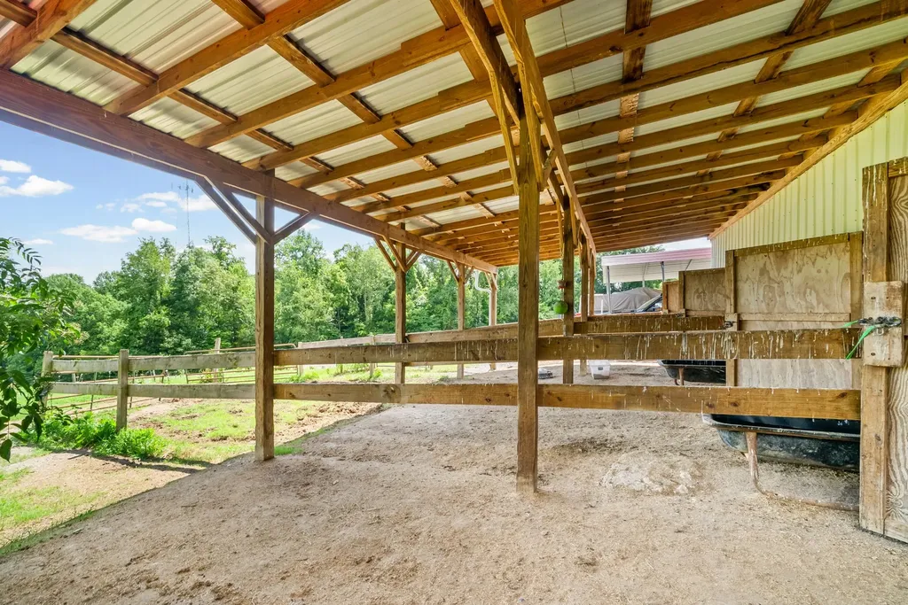 4139 Ashland City Road Clarksville TN 37043