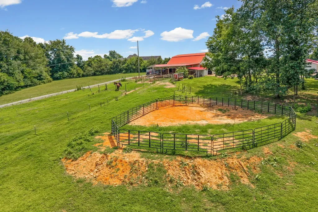 4139 Ashland City Road Clarksville TN 37043