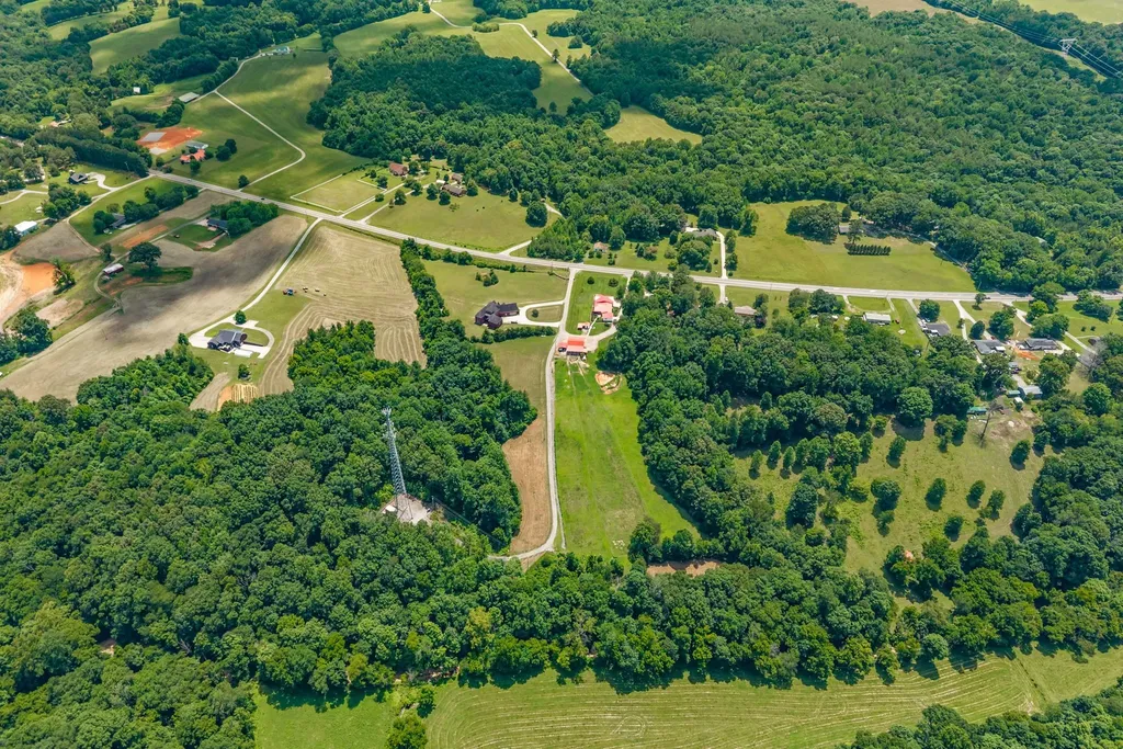 4139 Ashland City Road Clarksville TN 37043