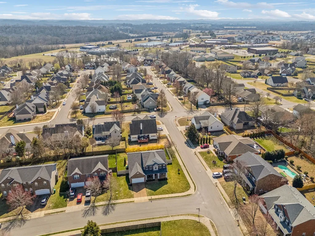 6000 Thrush Court Spring Hill TN 37174