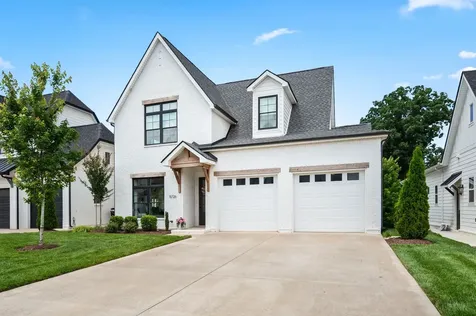 5726 Willoughby Way Murfreesboro TN 37129
