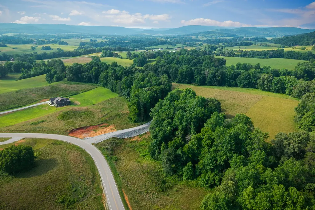 846 Hidden River Road Rock Island TN 38581