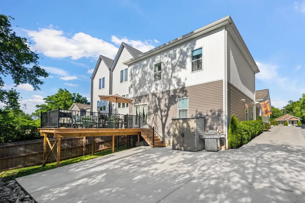 2409 Branch Street Nashville TN 37216