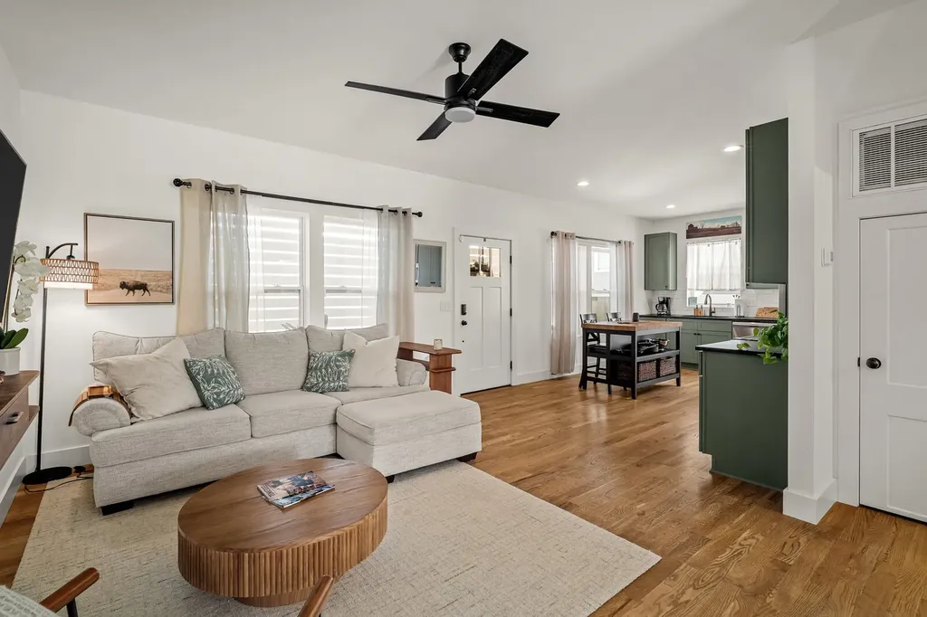 2409 Branch Street Nashville TN 37216