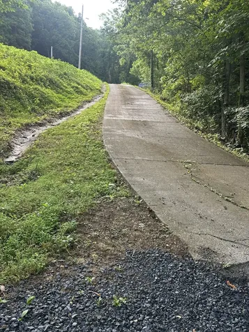 45 Friendship Hollow Road, N Pleasant Shade TN 37145