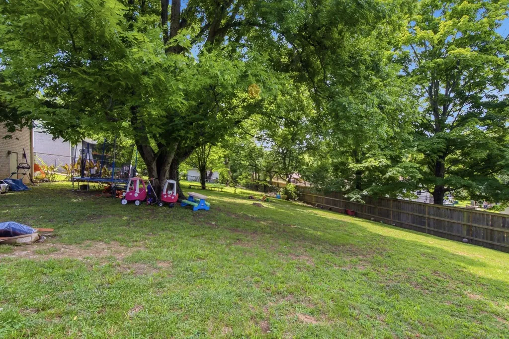 203 Townes Drive Nashville TN 37211