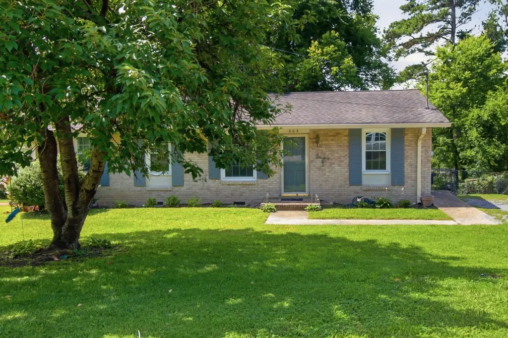 203 Townes Drive Nashville TN 37211