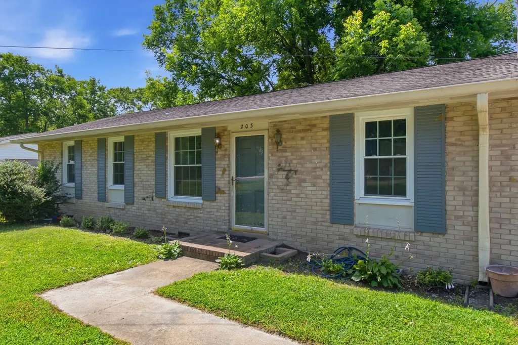 203 Townes Drive Nashville TN 37211