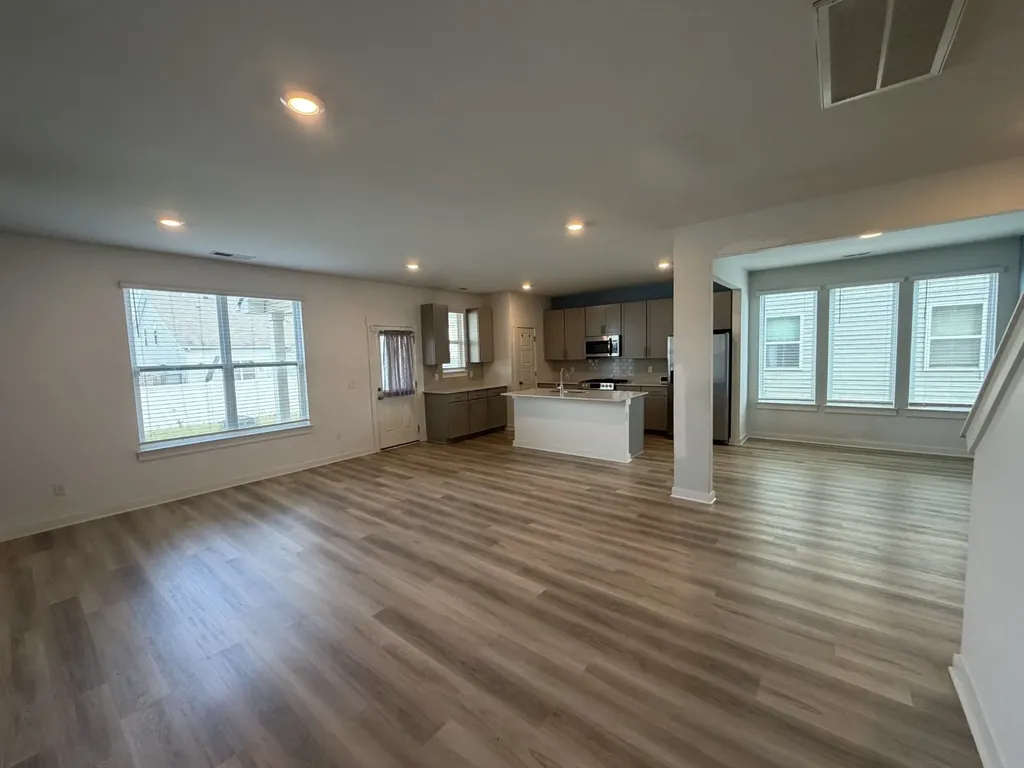 409 Wind Dance Drive Lebanon TN 37087