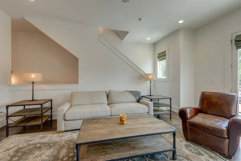 1614D 4th Avenue N Nashville TN 37208