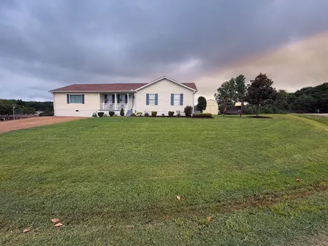 78 Patterson Circle Mc Ewen TN 37101