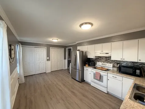 78 Patterson Circle Mc Ewen TN 37101