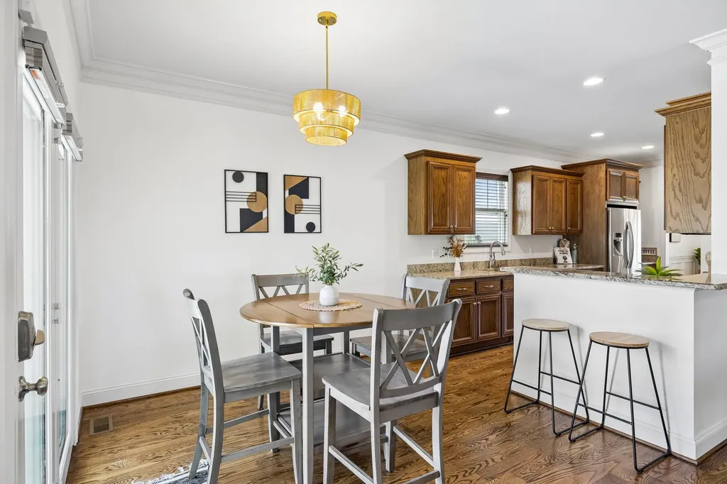 706 47th Ave, N Nashville TN 37209