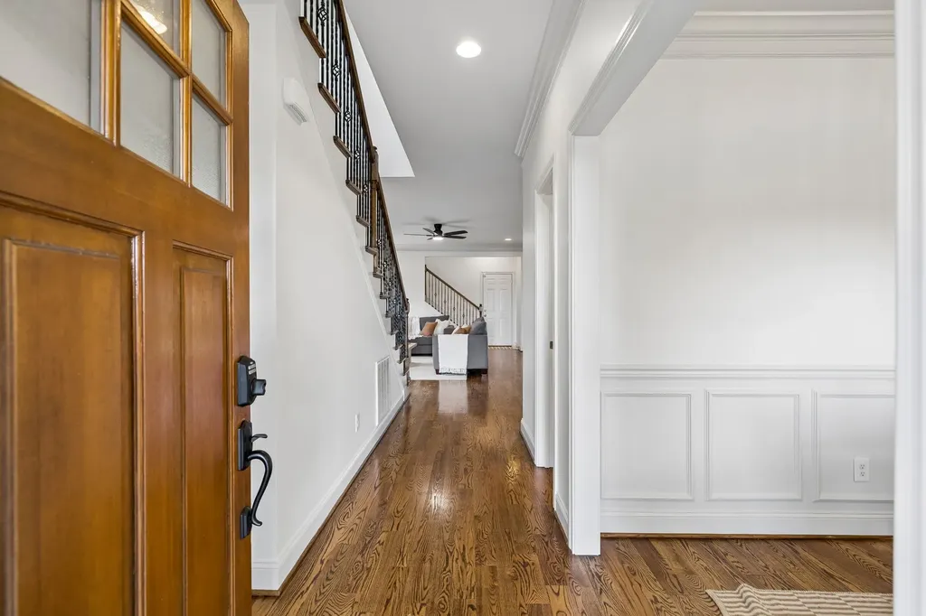 706 47th Ave, N Nashville TN 37209