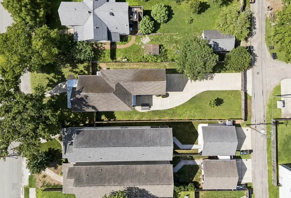 706 47th Ave, N Nashville TN 37209