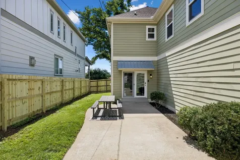 706 47th Ave, N Nashville TN 37209