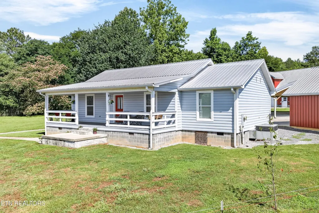 105 Foothills Road Pikeville TN 37367