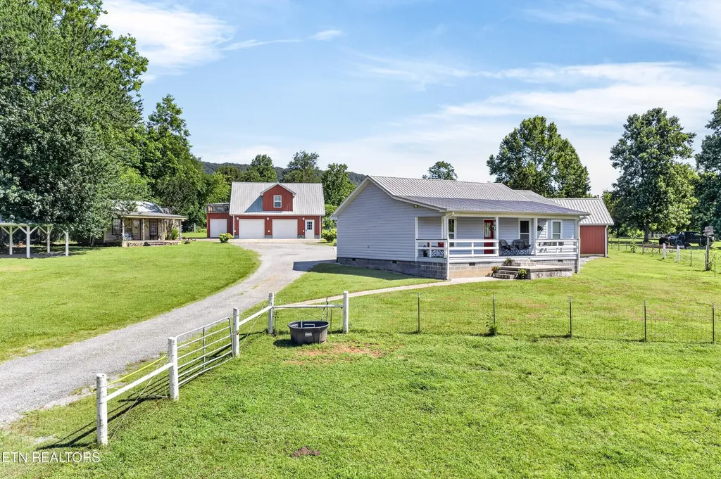 105 Foothills Road Pikeville TN 37367