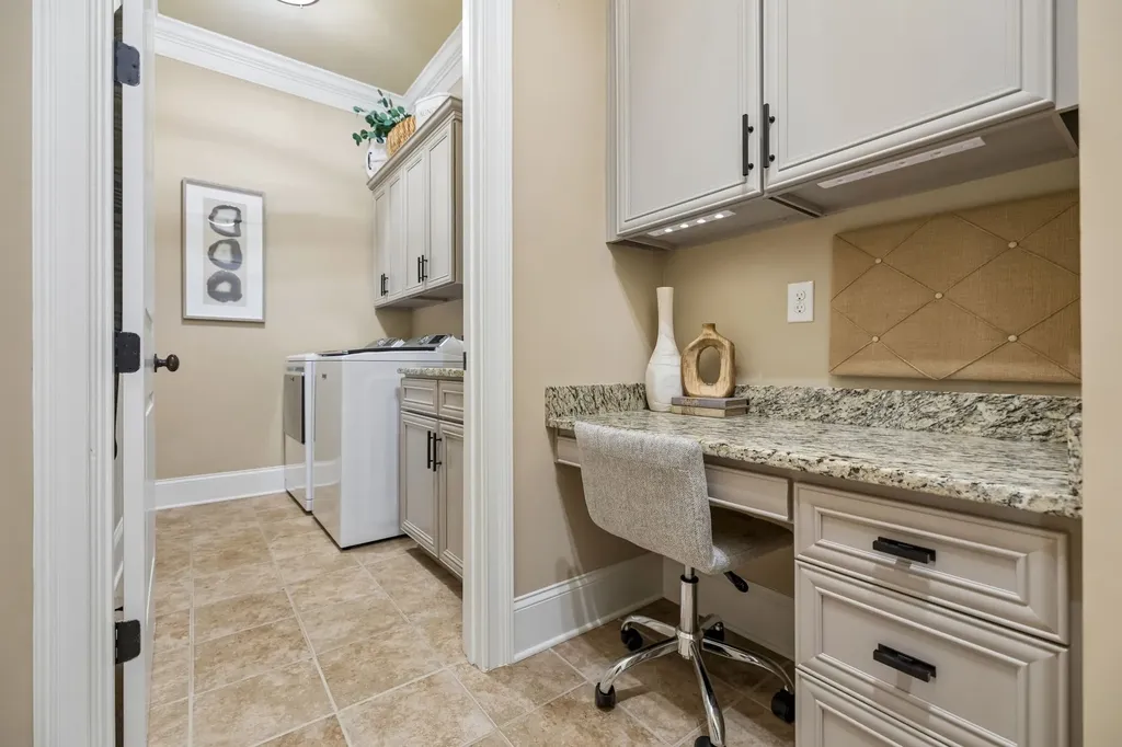 1668 Kelvington Boulevard Gallatin TN 37066