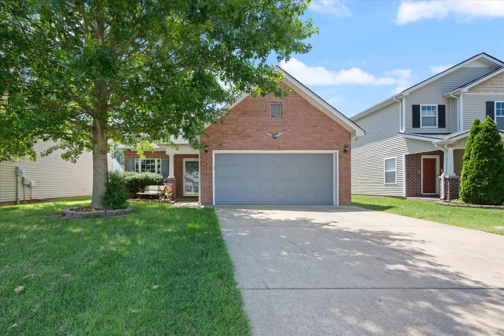 1616 Beaconcrest Circle Murfreesboro TN 37128