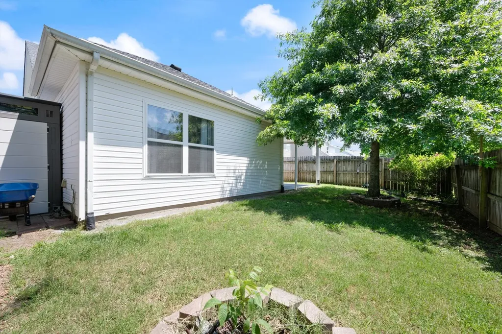 1616 Beaconcrest Circle Murfreesboro TN 37128