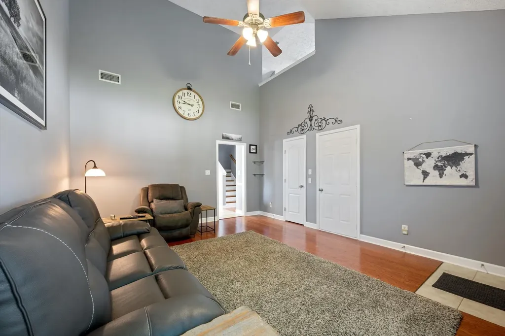 1616 Beaconcrest Circle Murfreesboro TN 37128