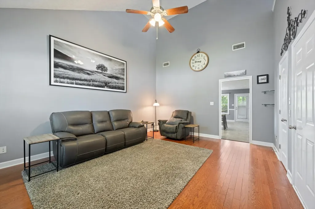 1616 Beaconcrest Circle Murfreesboro TN 37128