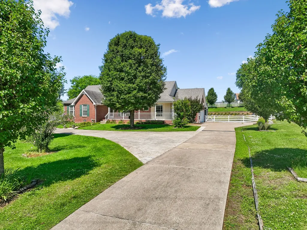 433 Bonnie Valley Drive Lebanon TN 37087
