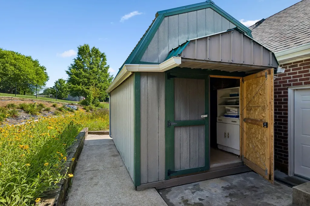 433 Bonnie Valley Drive Lebanon TN 37087