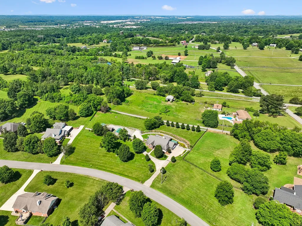 433 Bonnie Valley Drive Lebanon TN 37087